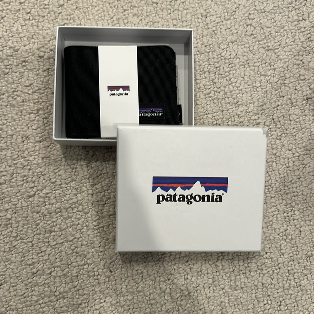 Patagonia wallet
